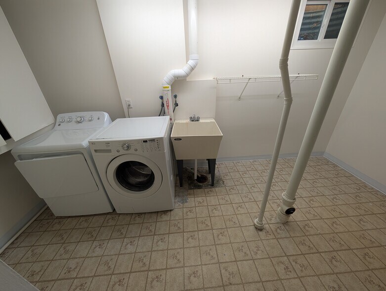 laundry room - 28 James Circle