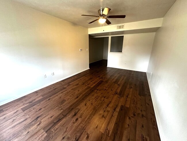 Building Photo - 1 Bed, 1 Bath, Upstairs Apartment at The Haven