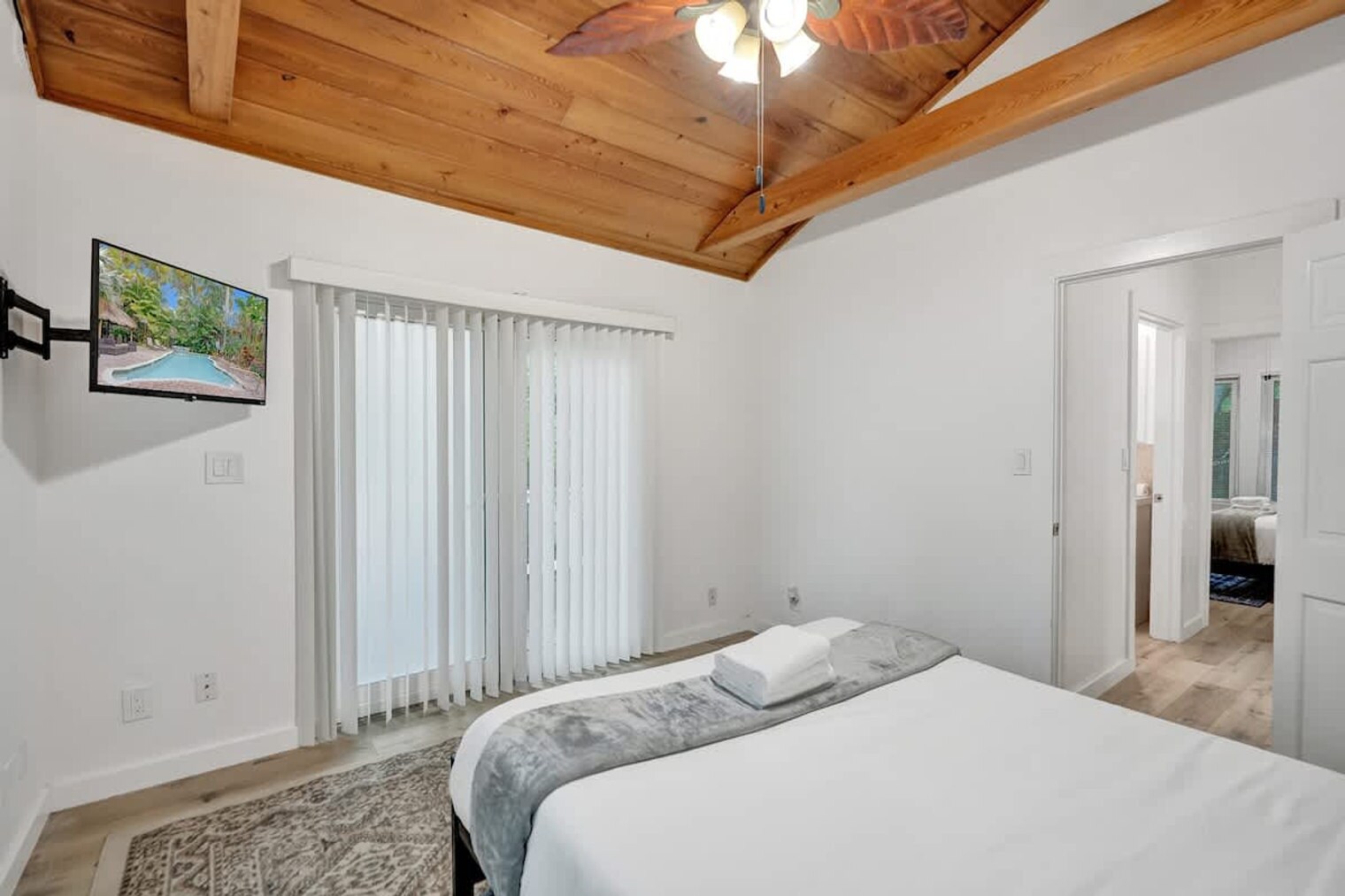 Building Photo - 1115 SW 4th St