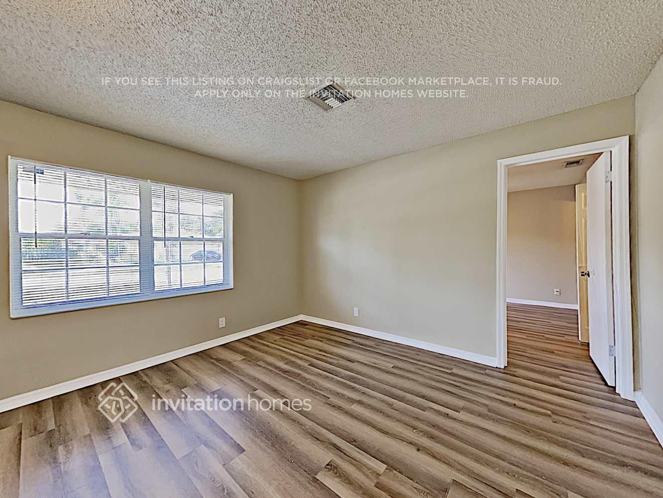 Building Photo - 9323 Southampton Pl