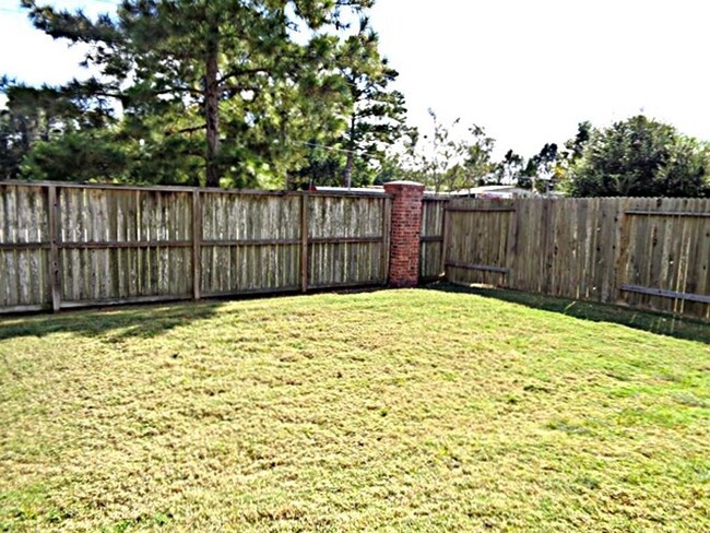 Building Photo - 3410 Maris Way