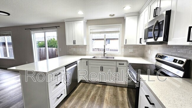 Building Photo - 10032 NE 19th St