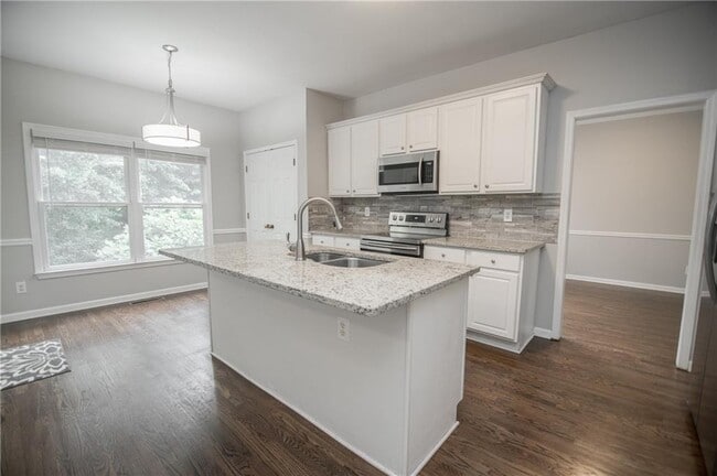 Building Photo - 755 Sheridan Ridge Ct