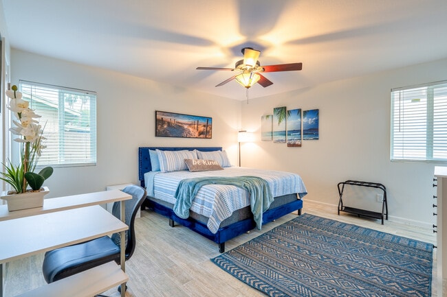 Bedroom 1 - 1219 W 10th Pl