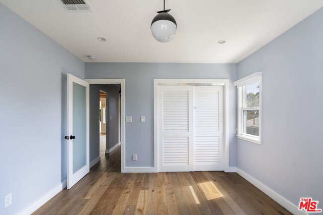 Building Photo - 4031 Camero Ave