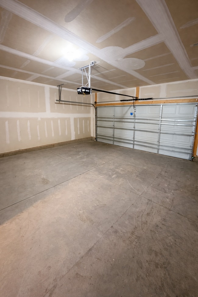 Building Photo - COMING SOON > 3BR Townhome • Brand-New Build • 2 Car Garage Parking