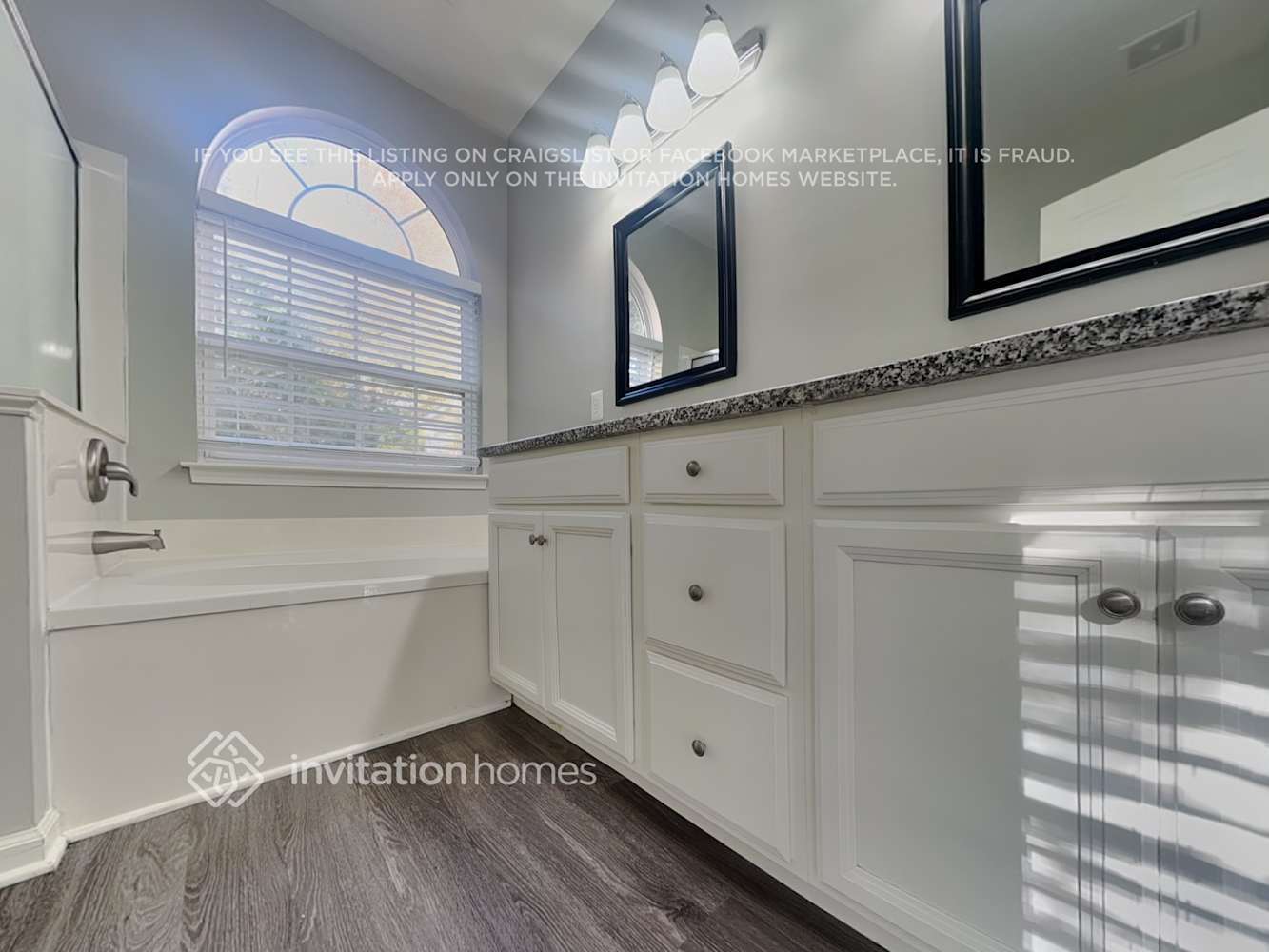 Building Photo - 9608 Veronica Dr