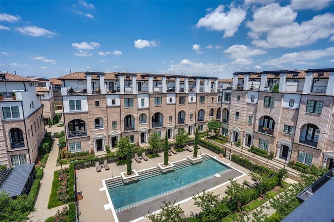 Building Photo - 737 Sid Rich Dr