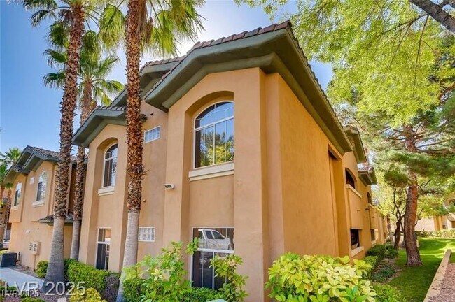 Primary Photo - 1713 Sky of Red Dr