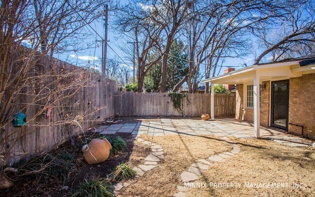 Building Photo - 6309 Nashville Dr