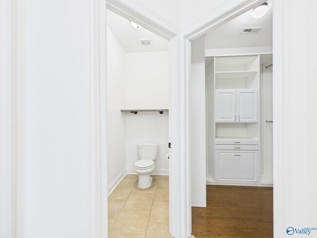 Building Photo - 413 White Petal St SW