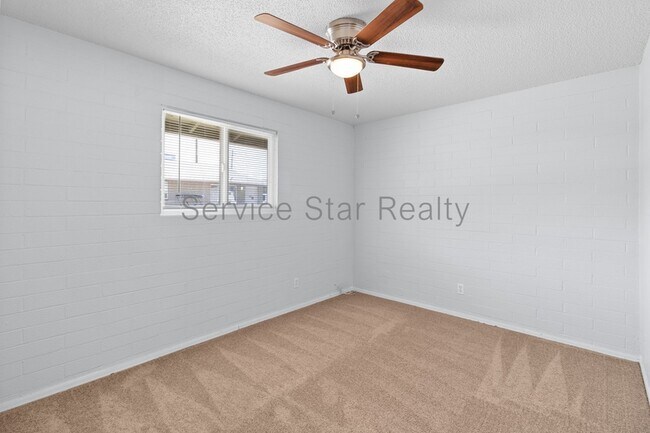 Building Photo - 1638 W Desert Cove Ave