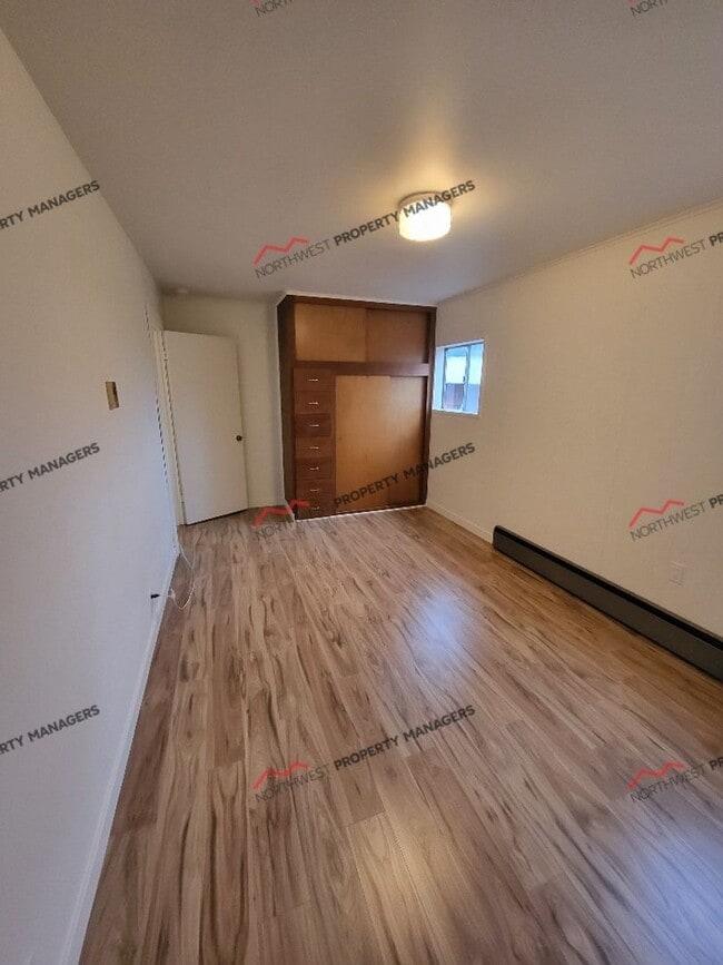 Building Photo - STATUS: RENTED-| R215 | $1895.00