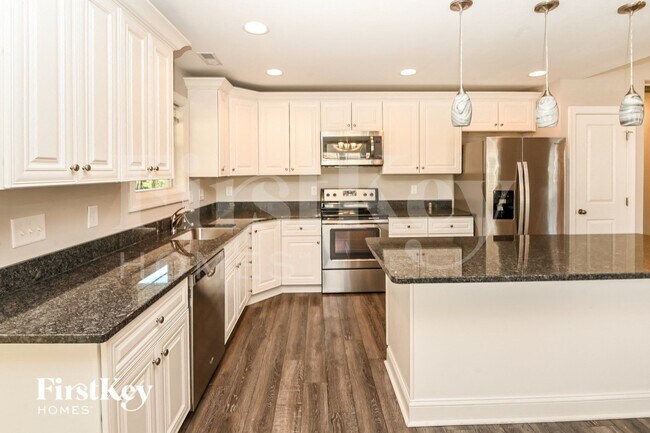 Building Photo - 119 Cline St