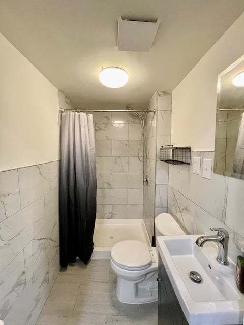 Building Photo - 334 Communipaw Ave