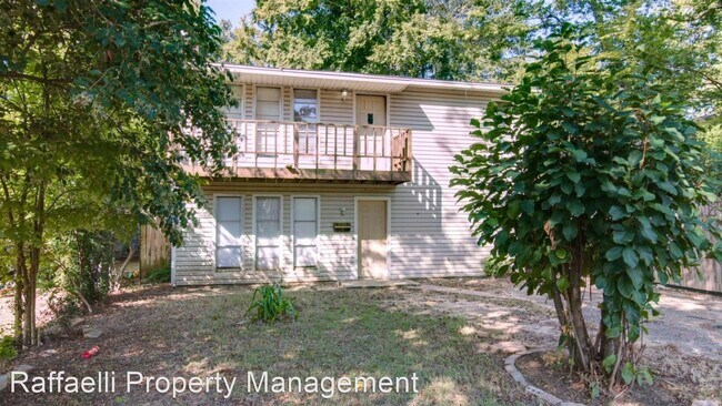 Building Photo - 3 br, 2 bath House - 1021 Locust St