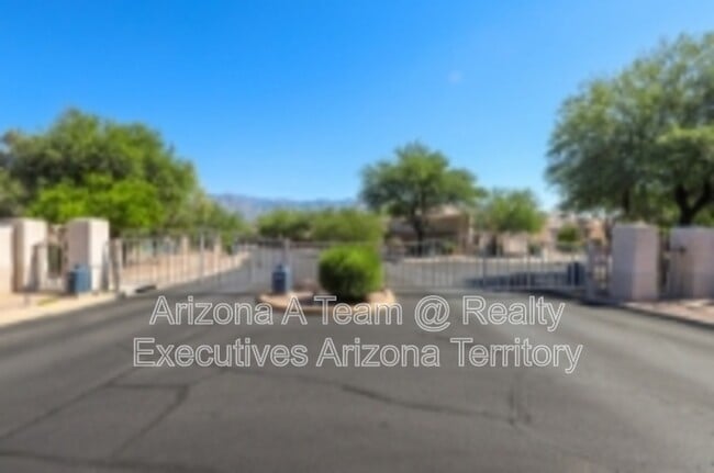 Building Photo - 7427 E Placita Rio Cabo