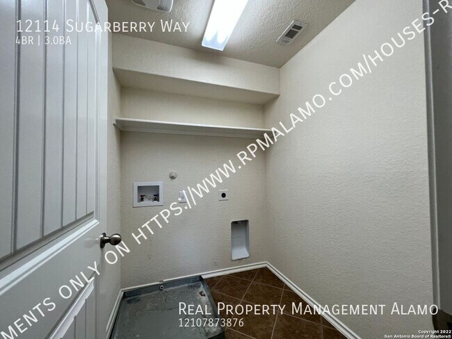 Building Photo - 12114 Sugarberry Way