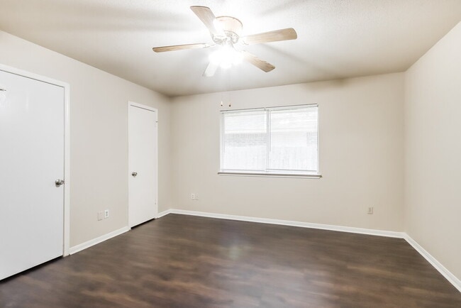 Building Photo - 4110 Bassingham Dr