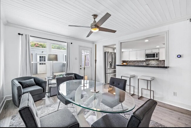 Building Photo - 13340 Kit Ln