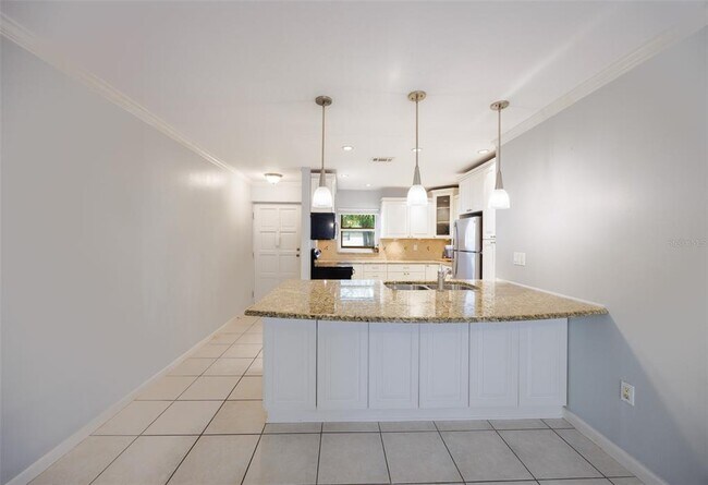 Building Photo - 2650 Countryside Blvd