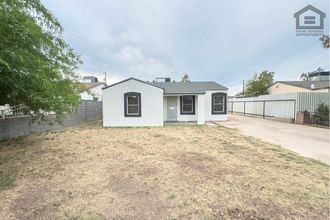 Building Photo - 2Bed/1Bath House at AZ-202/24th St! Move-In Ready on 08/06/2026! -- NO HOA! RV PARKING!