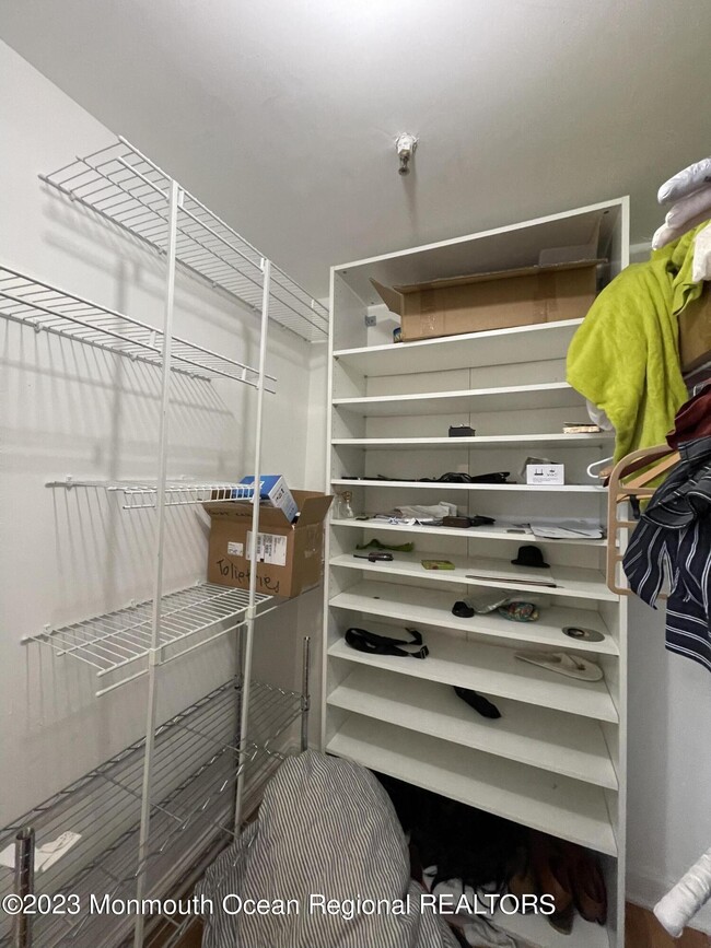 Building Photo - 619 Cookman Ave