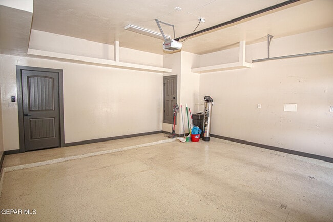 Building Photo - 12337 Desert Palms Ave