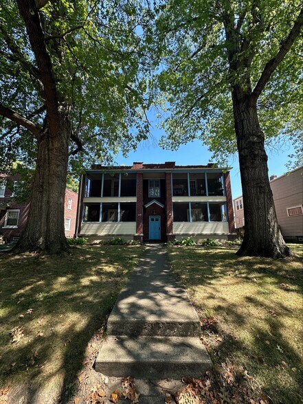 Primary Photo - 1150 Northwest Blvd