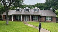 Building Photo - 7213 Tumbleweed Ct