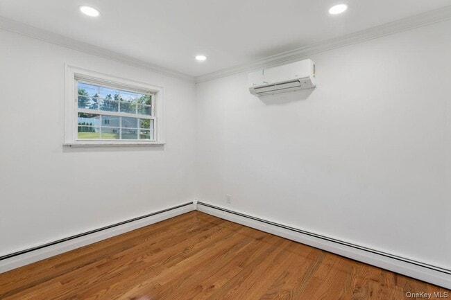 Building Photo - 98 Rose Pl