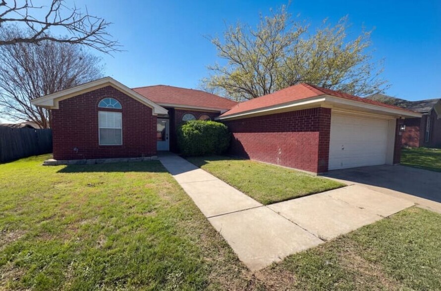 Building Photo - 3610 Crosscut Loop