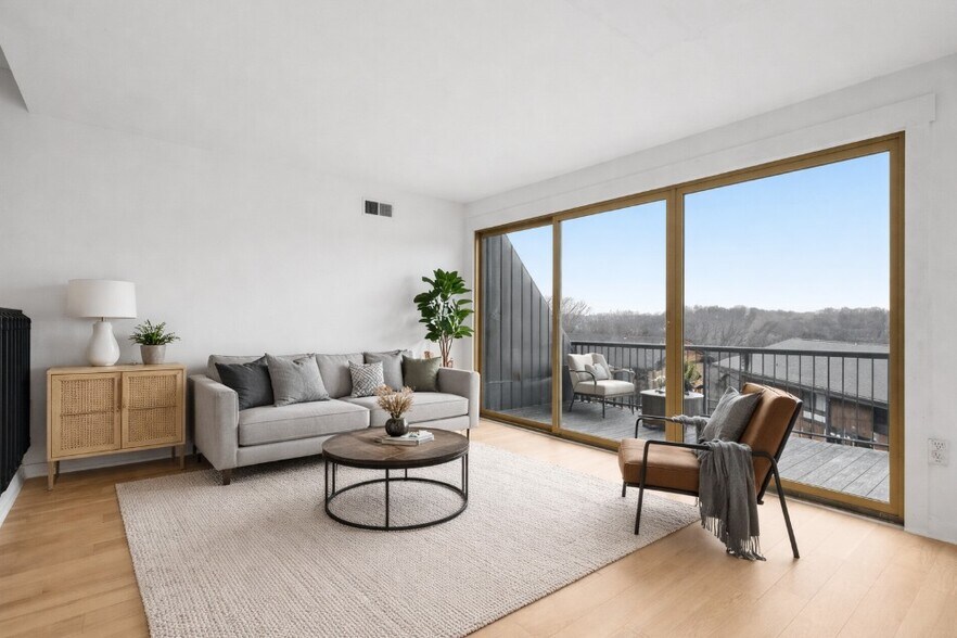 Building Photo - Village in the Park Apartments - 3001 Marshall Rd