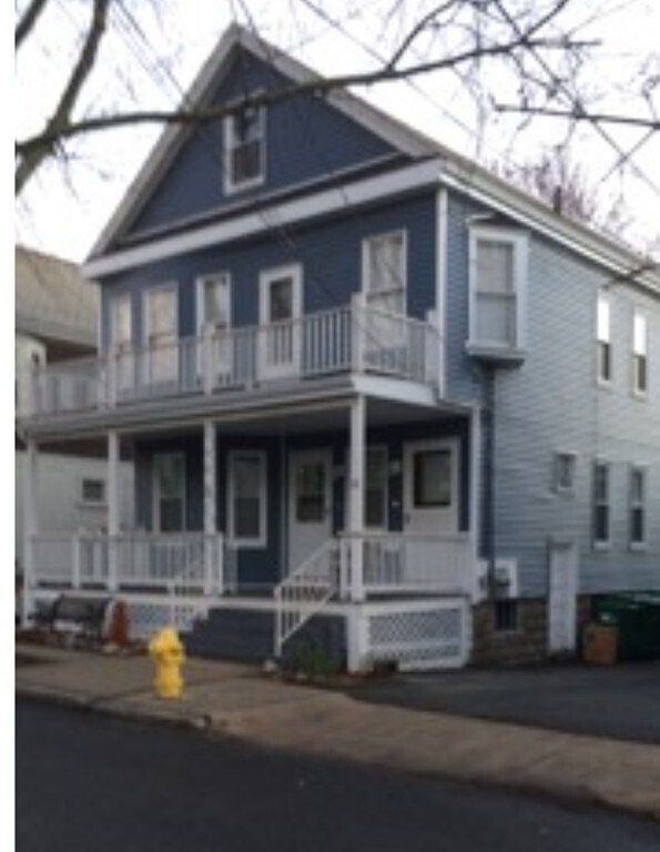 Building Photo - 28 Stanley Ave