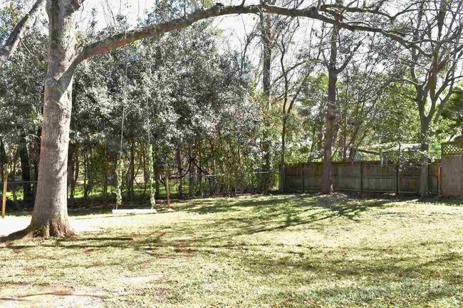 Building Photo - 3011 Whirlaway Trail