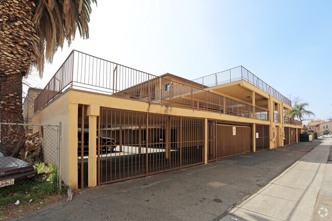 Building Photo - Studio One Apartments
