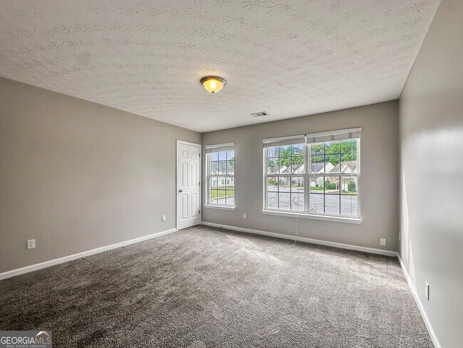 Building Photo - 3855 Shenfield Dr