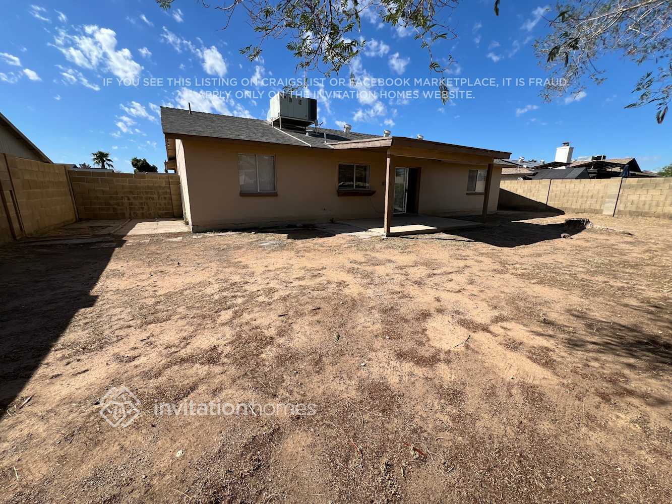 Building Photo - 2210 W Utopia Rd