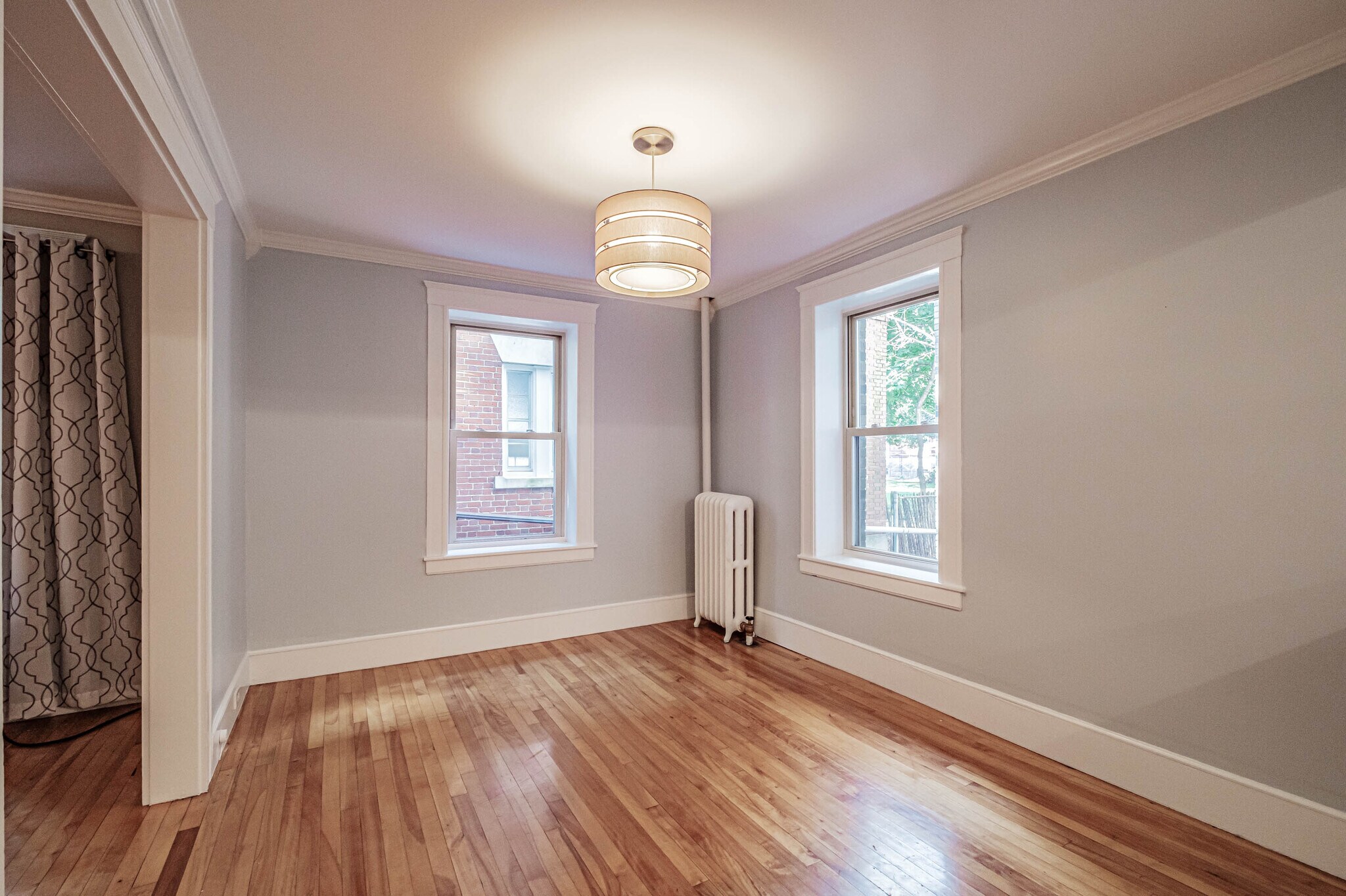 Building Photo - 197 Pine St