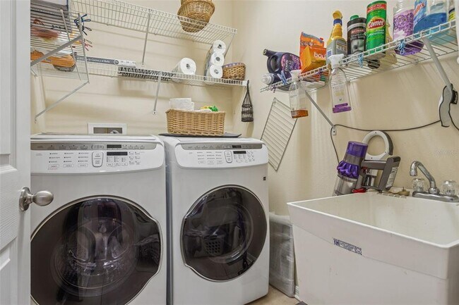 Building Photo - 10112 Caraway Spice Ave