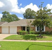Building Photo - 13711 Oleoke Ln
