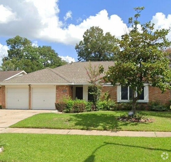 Building Photo - 13711 Oleoke Ln