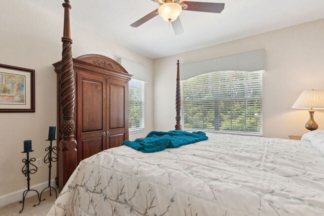 Building Photo - Fully Renovated 3BR/2.5BA Condo with Garag...
