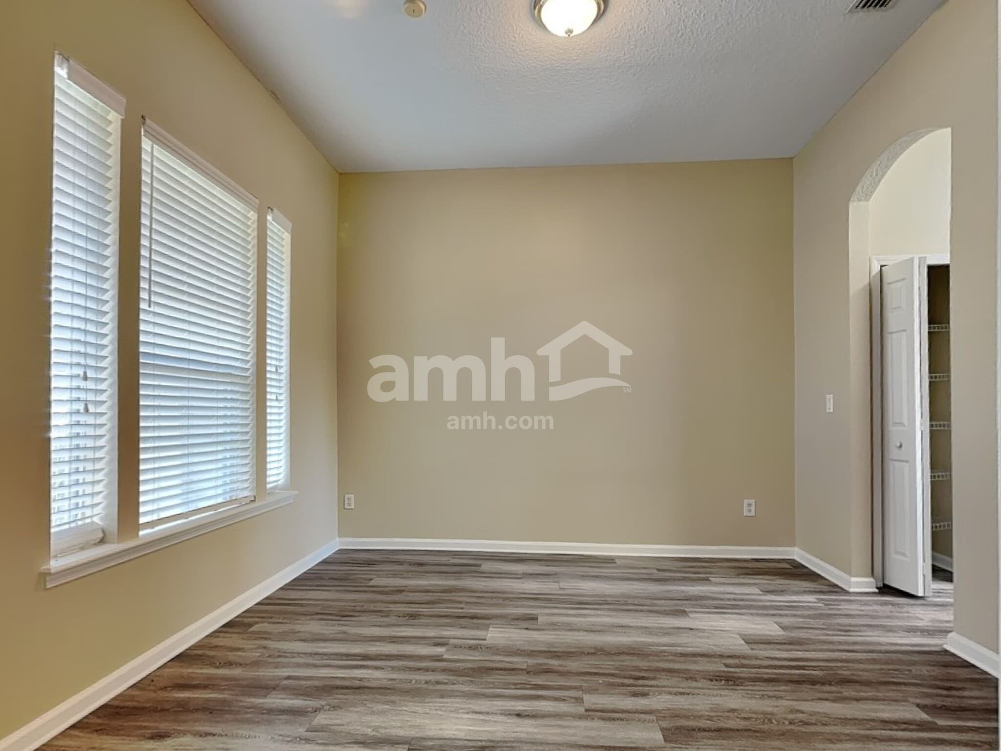 Building Photo - 11417 Johnson Creek Cir