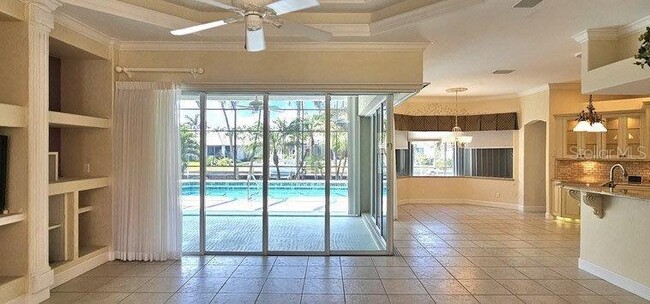 Building Photo - 1601 Casey Key Dr