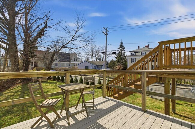 Building Photo - 22 Summer St