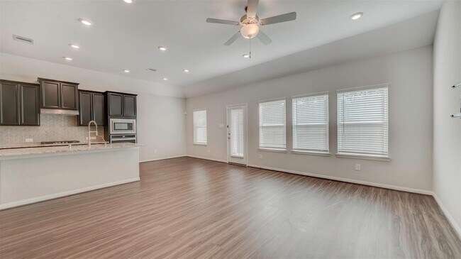Building Photo - 2208 Gadwall Ct