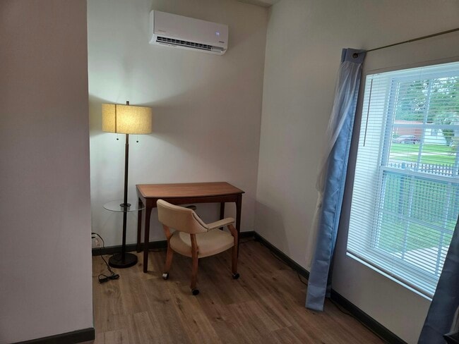 Building Photo - 2355 Ribault Scenic Dr