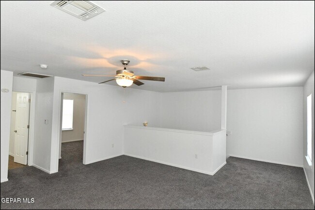 Building Photo - 1591 Hartsdale Dr