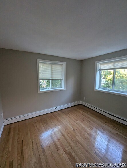 Building Photo - 226 Parker Hill Ave